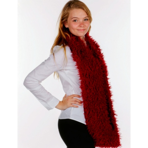 FRINGED SOFT FUR INFINITY SCARF - Picture 2 of 4